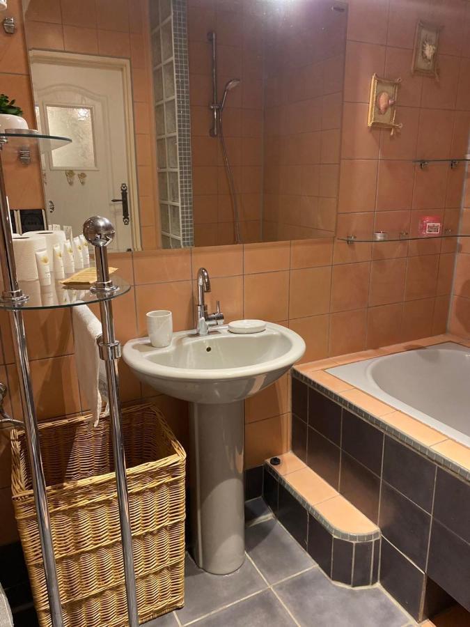 Ferienwohnung Zapustna Nowa Warschau Exterior foto
